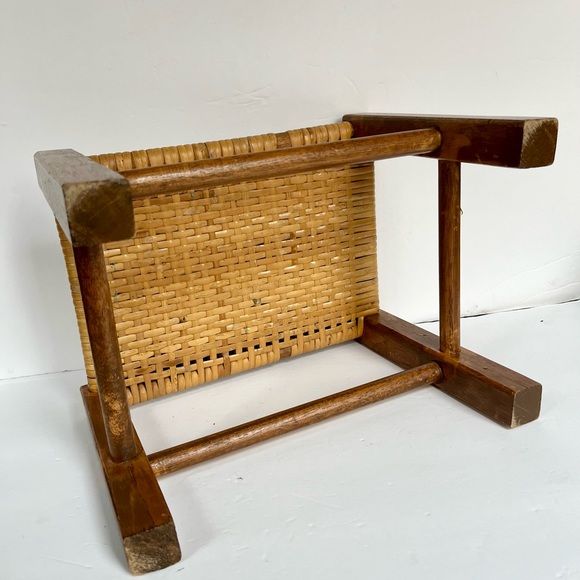 VTG Cane Stool Plant Stand Woven Boho Wood Bohemian Decor Vintage - Picture 10 of 10